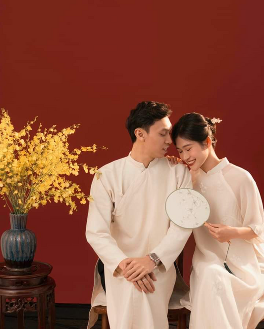 Áo dài cưới couple truyền thống